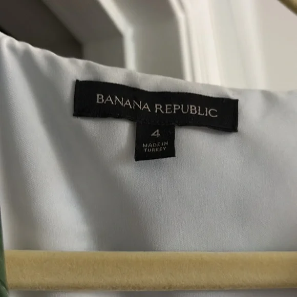 Banana Republic Sleeveless Long Ruffle Dress White Blue Green Size 4 - Picture 4 of 5